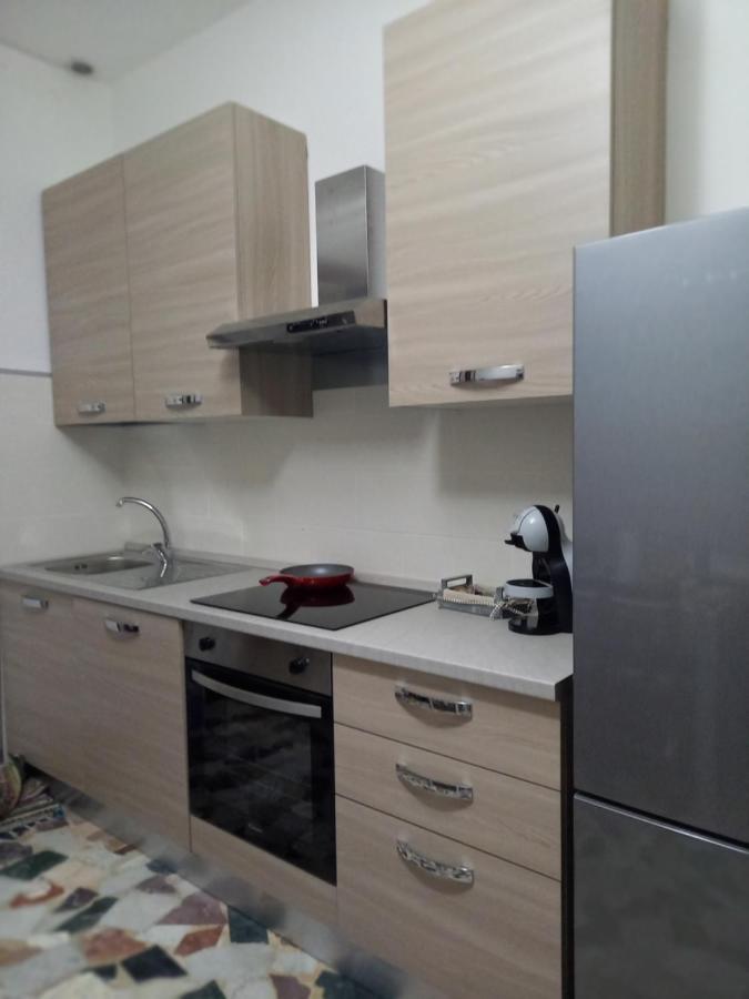 מרינה די מסה Bilocale Climatizzato A 850M Dalla Spiaggia Casa Katia מראה חיצוני תמונה
