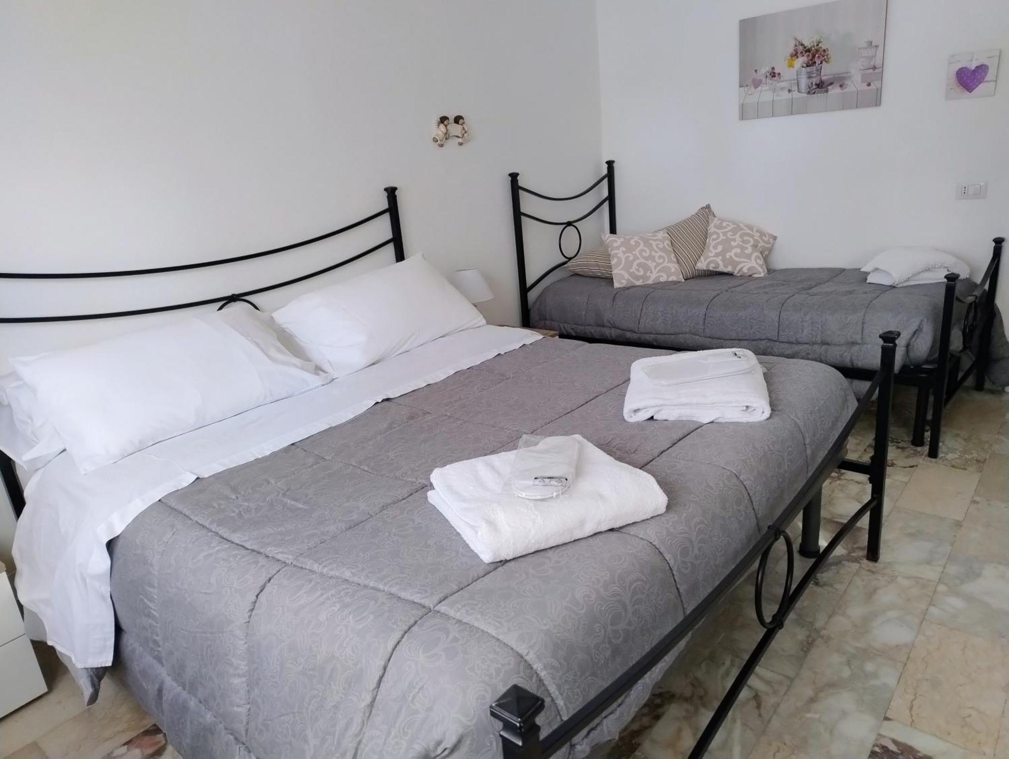 מרינה די מסה Bilocale Climatizzato A 850M Dalla Spiaggia Casa Katia מראה חיצוני תמונה